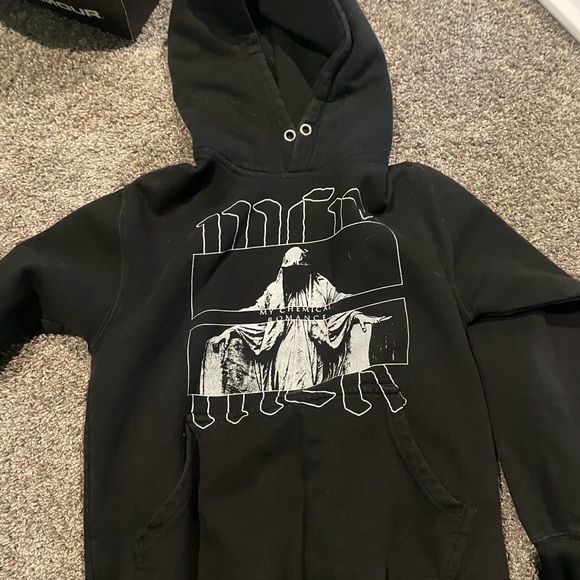 MCR - Small Sweatshirt - Picture 1 of 3